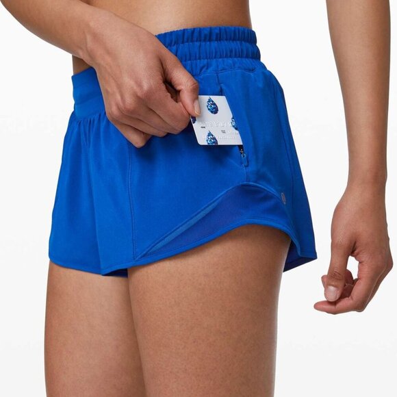 Lululemon | Hotty Hot Short II *2.5" Size 8 - Picture 5 of 11